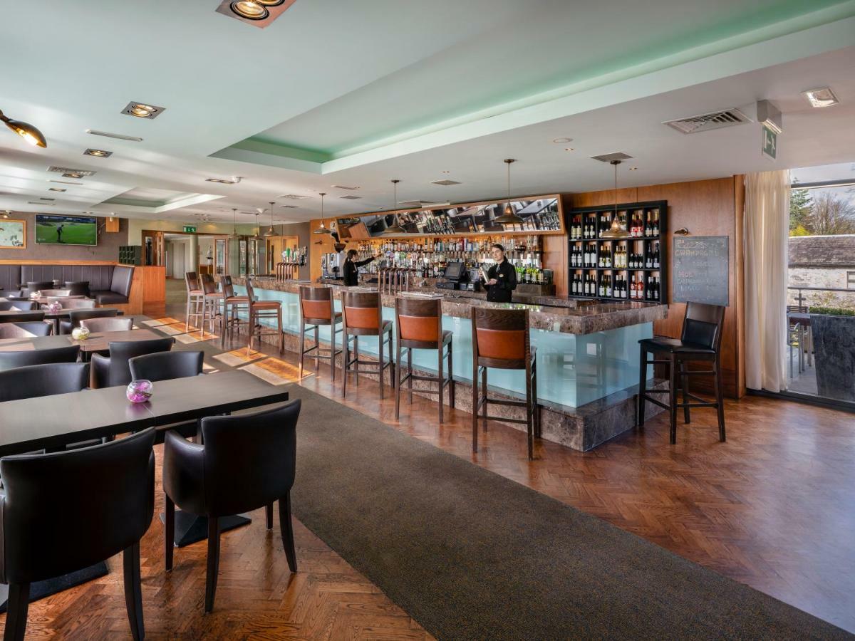 Moyvalley Hotel Self Catering Cottages ภายนอก รูปภาพ